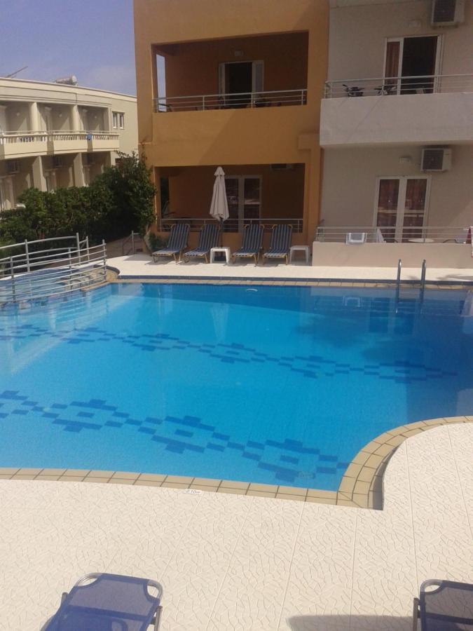 Hotel Mary Платаньяс Екстер'єр фото